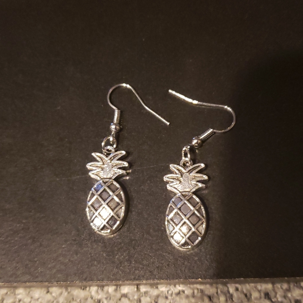 Dangling Pineapple Fruit Earrings